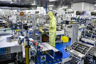 创新驱动，智造未来 新材料技术引领五金模具产业自动化数字化升级